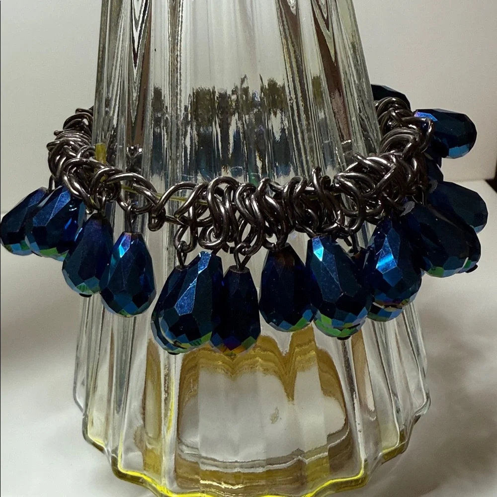 Chunky vintage Blue Beaded faceted teardrop cha charm stretch gun metal Bracelet
